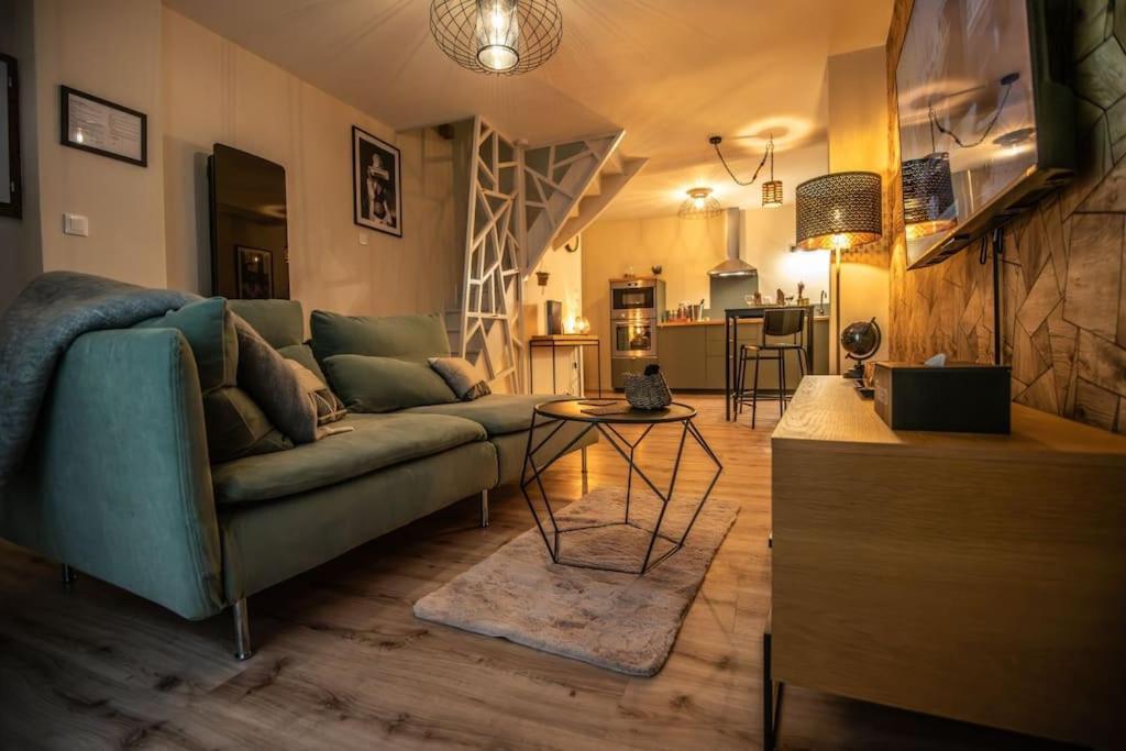 La Sublime Love House Briey Eksteriør billede